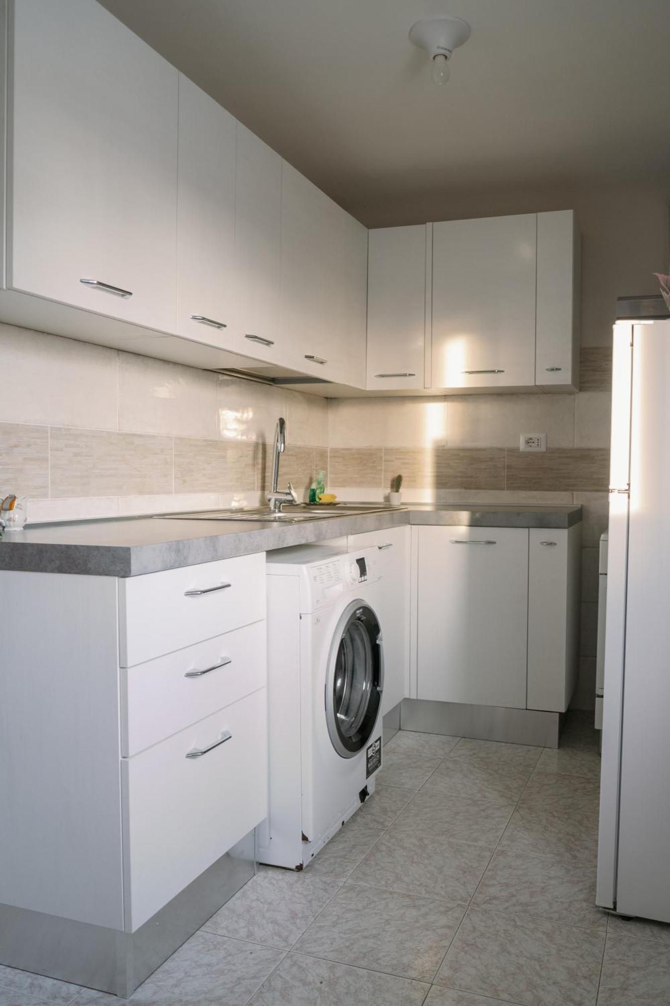 Romantic Apartment Metro A Ponte Lungo Bagian luar foto